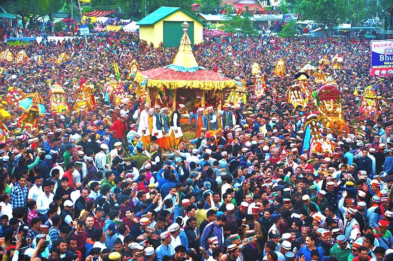 Kullu Dussehra Festival ( Photo Credit: Wildcone) kullu manali